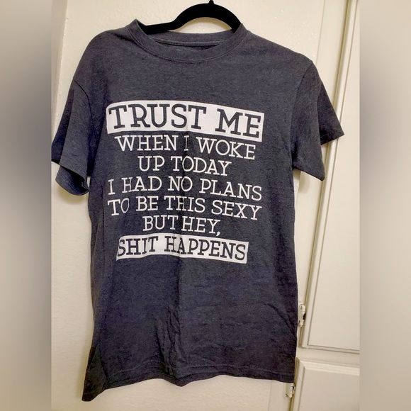 Spencer’s T-shirt “Waking up sexy” - Picture 1 of 4